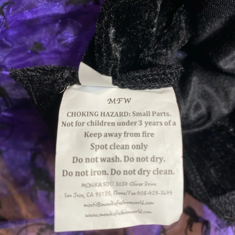 Witch Halloween costume. Lights up. Youth medium.